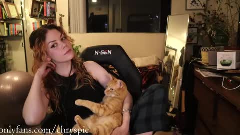 Snapshot of chrysanthulu chatting on 05-28-26, 06:10 Chrys online show from 05-28-26, 06:10