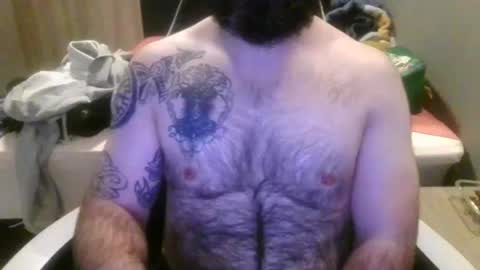 Snapshot of chub_bear_99 chatting on 06-18-26, 01:17 chub bear 99 online show from 06-18-26, 01:17