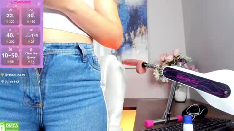 Snapshot of chubby_vaniie_ chatting on 01-11-25, 04:57 Vanesa online show from 01-11-25, 04:57