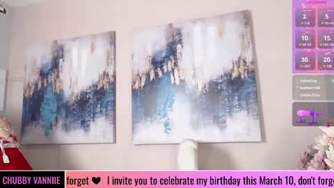 Snapshot of chubby_vaniie_ chatting on 03-04-25, 12:18 Vanesa online show from 03-04-25, 12:18