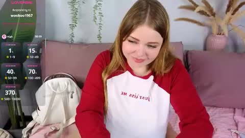 Kelly online show from 07-05-26, 10:28