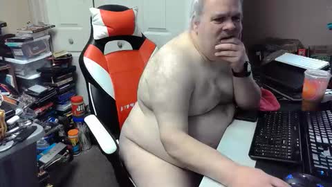 Snapshot of chubbynudist49 chatting on 06-02-26, 01:13 Chubby online show from 06-02-26, 01:13
