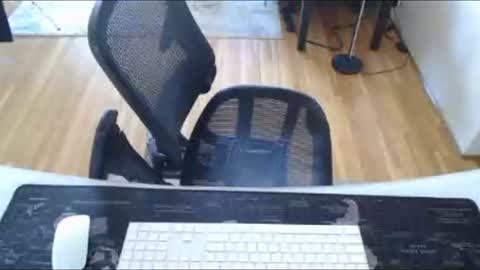 AstorYvr online show from 04-09-26, 09:53