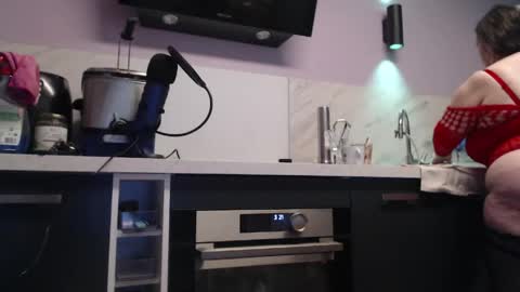 Jessica online show from 04-12-26, 01:21