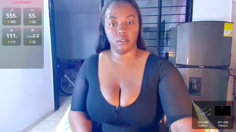 ciaraebonyxxx online show from 03-02-25, 08:05