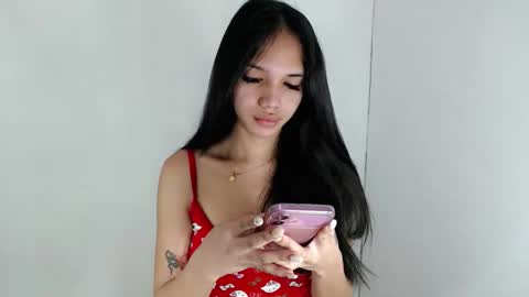 Snapshot of cici_02 chatting on 05-04-26, 12:39 call me Cici online show from 05-04-26, 12:39