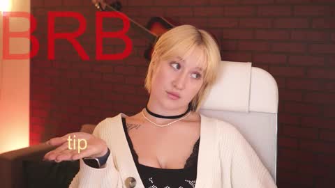 Cin Bellamy online show from 09-26-25, 07:01