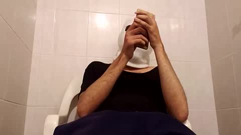 Snapshot of cincopulgadas chatting on 12-24-24, 06:11 Ernesto online show from 12-24-24, 06:11