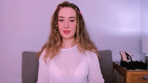 Snapshot of cindyprettywomen chatting on 05-12-26, 04:15 cindyprettywomen online show from 05-12-26, 04:15
