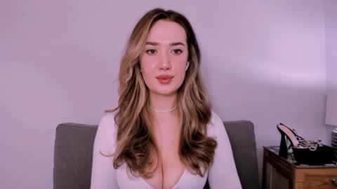 Snapshot of cindyprettywomen chatting on 05-25-26, 05:19 cindyprettywomen online show from 05-25-26, 05:19