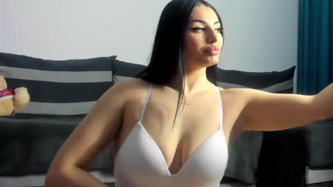 Snapshot of cindytail chatting on 02-09-26, 07:51 Cindy online show from 02-09-26, 07:51