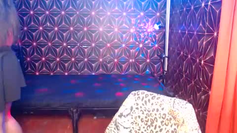 Snapshot of cindyts09 chatting on 02-09-25, 07:41 Cindy online show from 02-09-25, 07:41