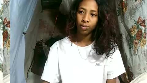 Snapshot of cindyx69q chatting on 09-14-25, 03:16 cindyx69q online show from 09-14-25, 03:16