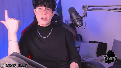 David     Independent Model online show from 09-19-25, 02:57