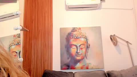 Cintia online show from 11-22-25, 12:15