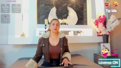 Cinthya  online show from 09-10-25, 11:43