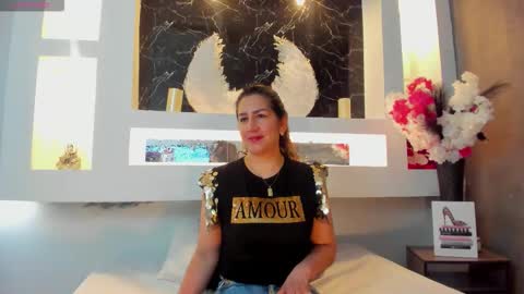 Cinthya  online show from 10-18-25, 12:17