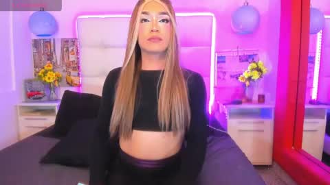 cinthya_walker1 online show from 06-05-26, 02:45