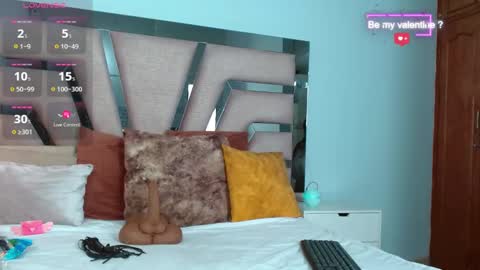 Snapshot of cintia_hills chatting on 02-18-25, 03:31 Cintia Hills online show from 02-18-25, 03:31