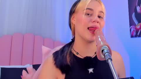 Cintia online show from 06-20-26, 06:16