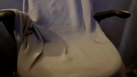 Snapshot of circlejerkslutt chatting on 02-07-25, 07:38 join the circle online show from 02-07-25, 07:38