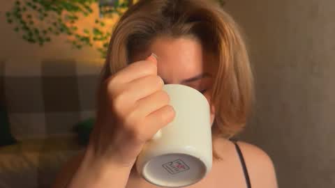 karina online show from 12-20-25, 04:47