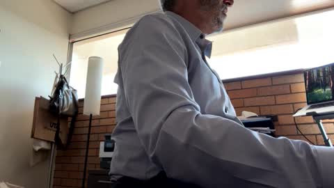 Snapshot of cj3d2 chatting on 10-14-25, 07:03 Cjd32 online show from 10-14-25, 07:03