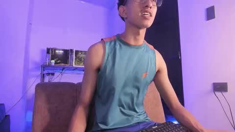 cj_davis1 online show from 11-07-25, 08:25