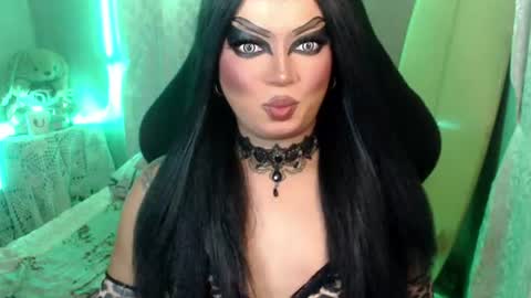 Snapshot of cj_parker69 chatting on 06-21-26, 07:16 QUEEN CESS online show from 06-21-26, 07:16