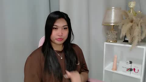CLAIRE online show from 05-15-26, 05:03