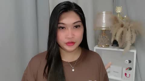 CLAIRE online show from 05-24-26, 04:23