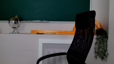 Claire online show from 01-13-26, 02:55