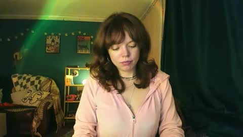 Clancy online show from 10-26-25, 07:42