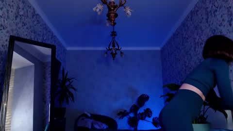 Snapshot of clara_bendover chatting on 01-29-25, 07:22 Clara online show from 01-29-25, 07:22