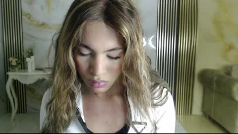 Clara  online show from 09-10-25, 08:31