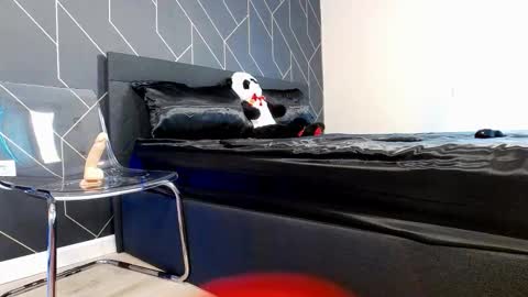 Snapshot of clarabarness15 chatting on 02-24-26, 08:23 clarabarness15 online show from 02-24-26, 08:23