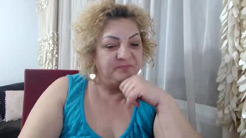 Snapshot of clarabbw77 chatting on 02-27-25, 09:14 Clara online show from 02-27-25, 09:14