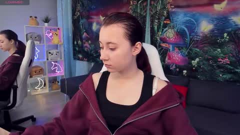 Snapshot of clarabenson chatting on 09-23-25, 06:11 clarabenson online show from 09-23-25, 06:11