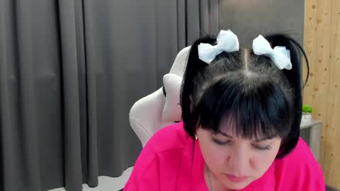 Clara online show from 03-15-26, 04:29