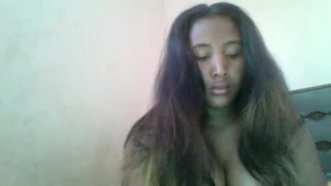 Clarah0123 online show from 12-05-24, 07:27