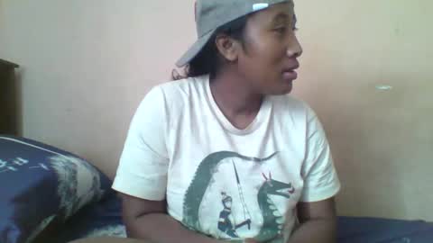 Clarah0123 online show from 10-03-25, 07:27