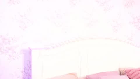 Snapshot of clarahazell chatting on 11-19-25, 02:55 ClaraHazel online show from 11-19-25, 02:55