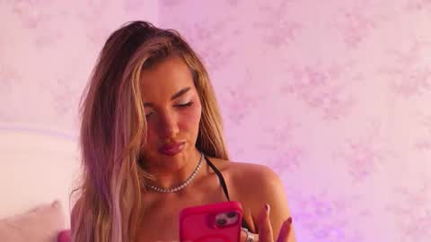 ClaraHazel online show from 01-07-26, 04:59