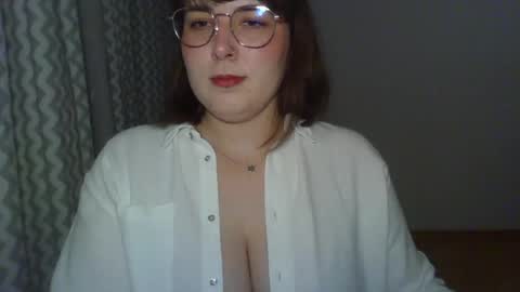 Clara online show from 04-15-26, 07:58