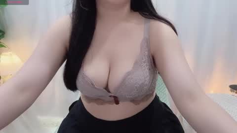 Clari online show from 03-24-26, 01:10