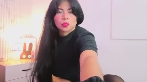 clariss_brown online show from 10-01-25, 12:00