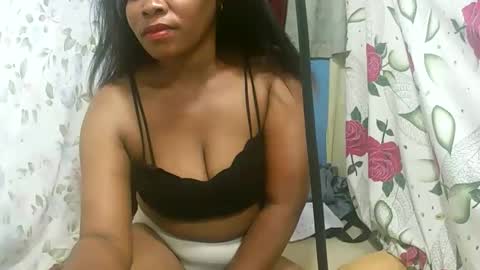 Snapshot of clarissiaa chatting on 11-24-25, 01:22 clarissiaa online show from 11-24-25, 01:22