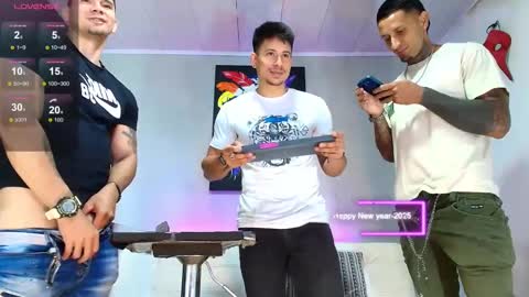 Snapshot of clark__ken chatting on 02-25-25, 02:00 Juanpaindependent model online show from 02-25-25, 02:00