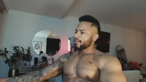 Snapshot of clark_strong chatting on 04-21-26, 02:15 clark_strong online show from 04-21-26, 02:15