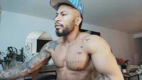 Snapshot of clark_strong chatting on 04-23-26, 11:31 clark_strong online show from 04-23-26, 11:31